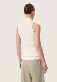 Simone top high neck