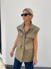 Load image into Gallery viewer, Zandria waistcoat