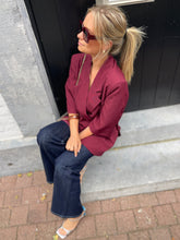 Load image into Gallery viewer, Vic bootcut jeans