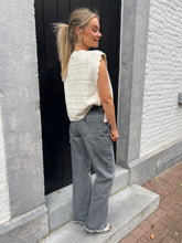 Load image into Gallery viewer, Zoe boyfriend jeans grey