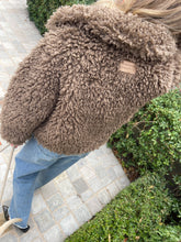 Load image into Gallery viewer, Bobby coat