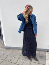 Load image into Gallery viewer, Dielle denim shirt