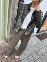 Load image into Gallery viewer, Manon jack PU green