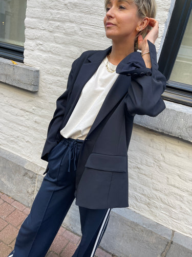 Navy oversized blazer