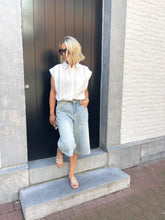Load image into Gallery viewer, Cropped white shirt