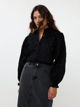 Load image into Gallery viewer, Birdie blouse black